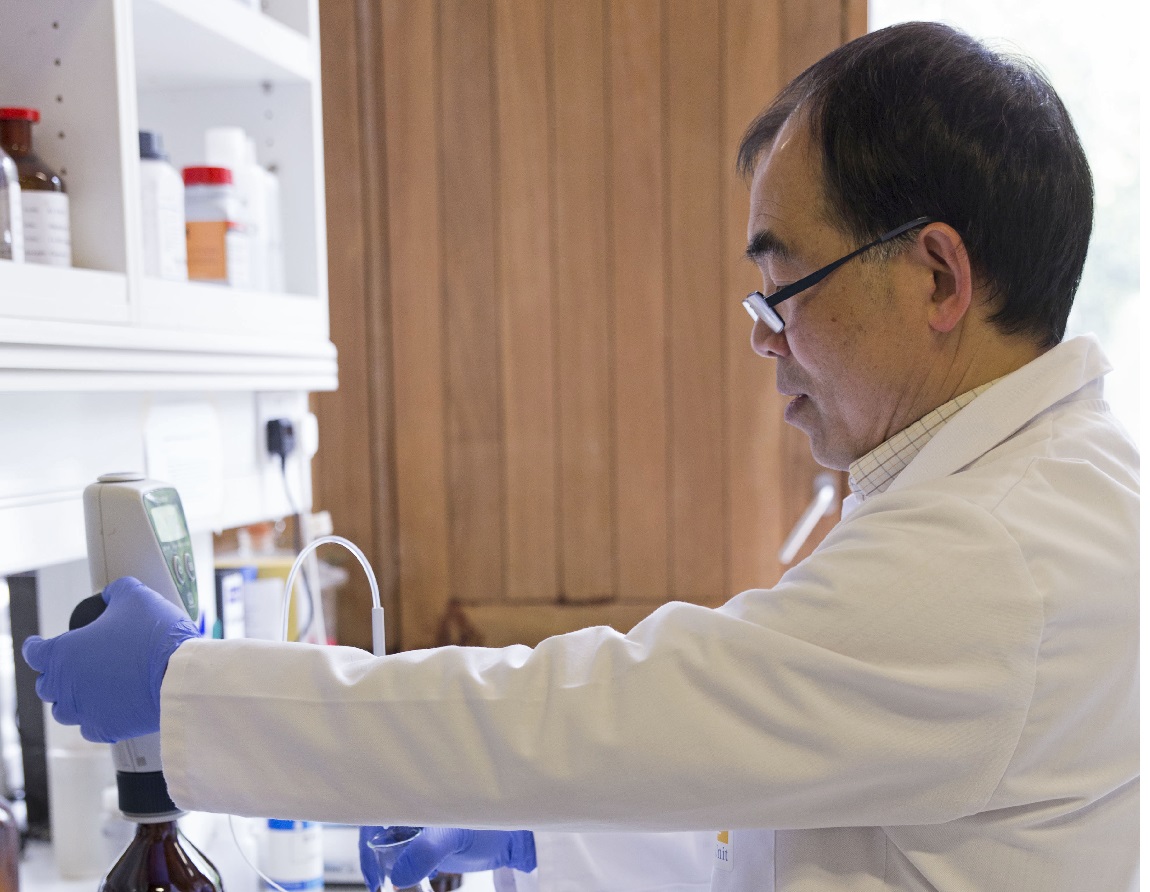 Fundamentals of quality assurance for freshwater quality monitoring WQM06