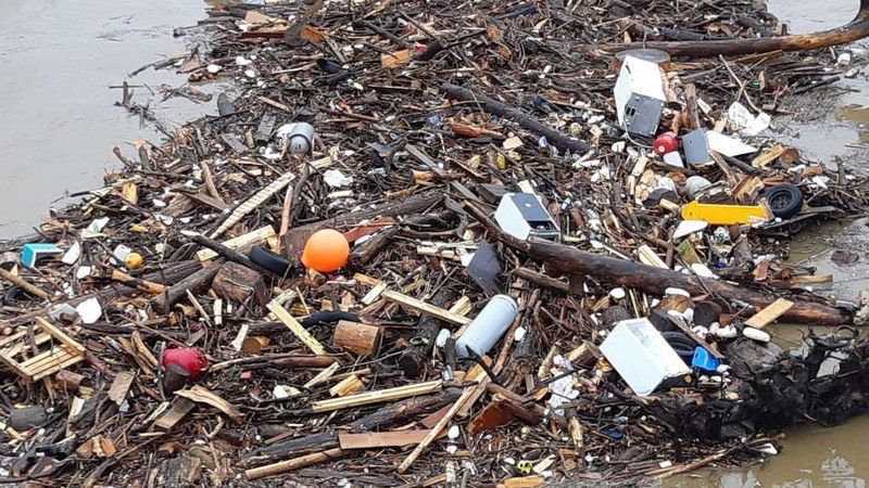 Introduction to Macroplastic Pollution Monitoring WQM09